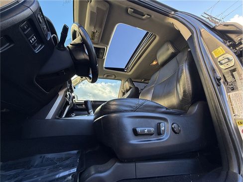 Used 2010 Toyota 4Runner Limited image 25