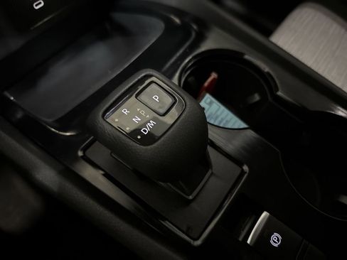 Used 2021 Nissan Rogue SV image 17