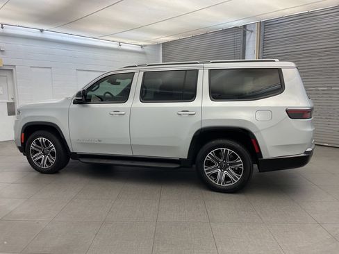 New 2025 Jeep Wagoneer 4WD image 6