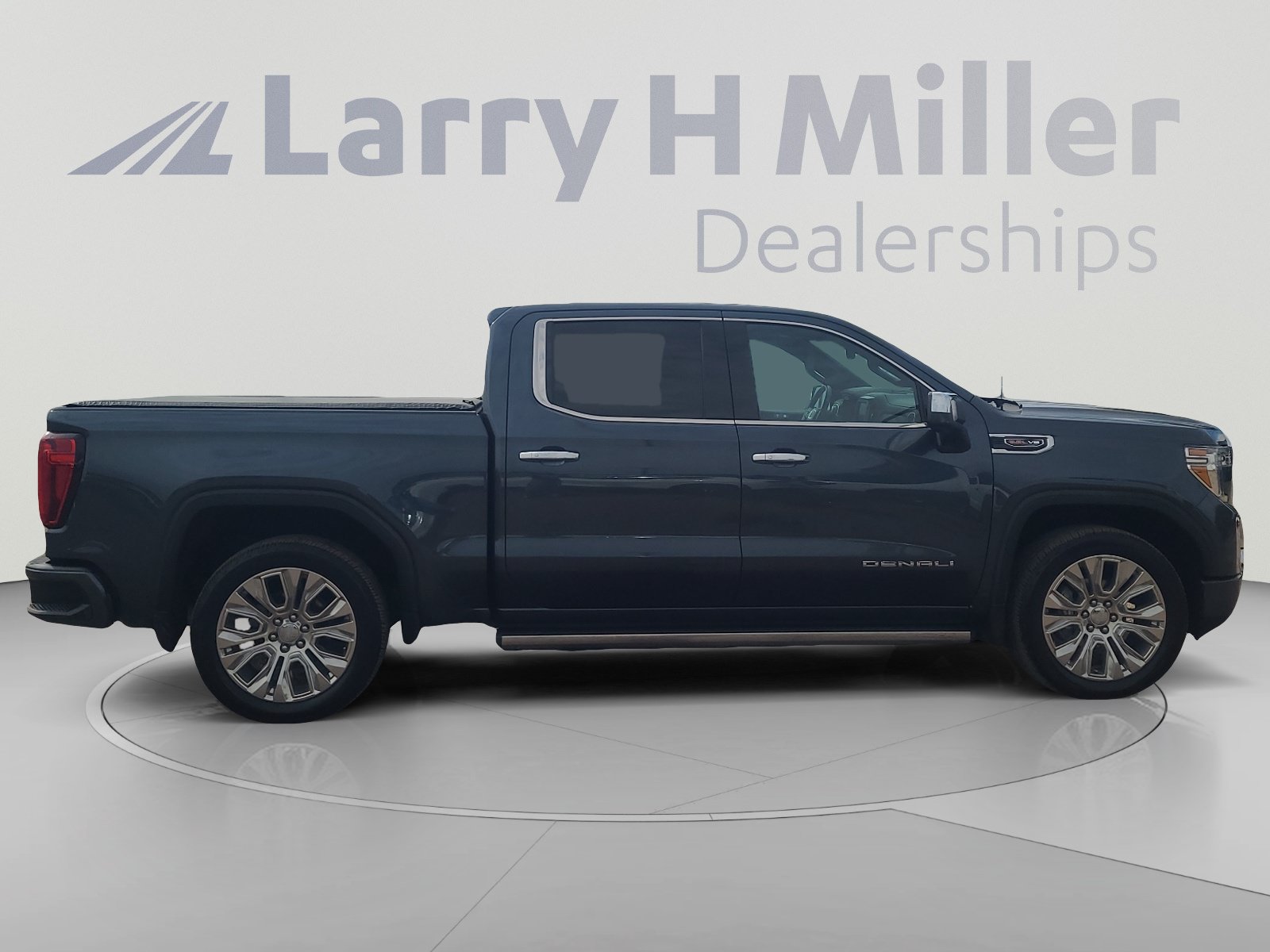 Used 2020 GMC Sierra 1500 Denali w/ Denali Ultimate Package AWD/4WD image 6