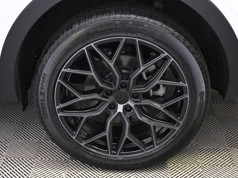 Used 2024 Kia Sorento SX Prestige w/ Olive Brown Leather Package image 20