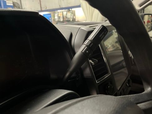 Used 2016 Ford F150 XLT w/ Trailer Tow Package image 26