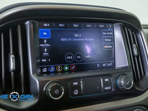 Used 2020 Chevrolet Colorado Z71 AWD/4WD image 17