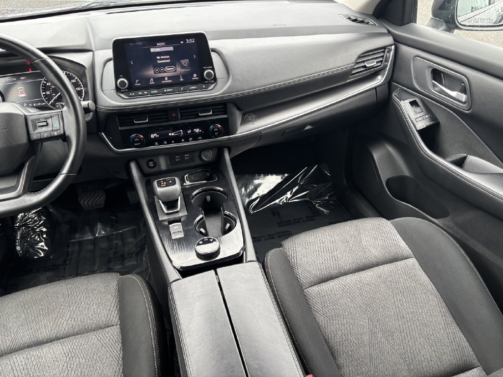 Used 2025 Nissan Rogue SV AWD/4WD image 21