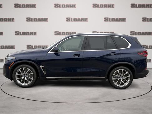 New 2026 BMW X5 xDrive50e AWD/4WD image 2