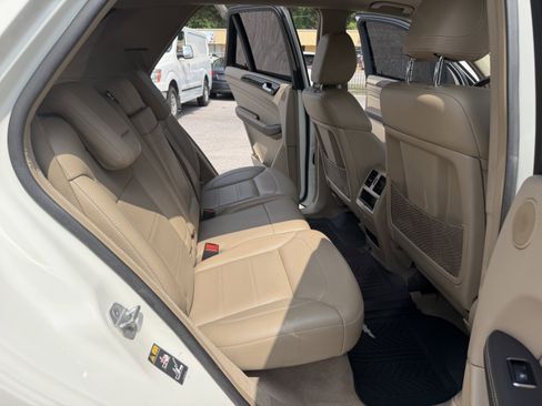 Used 2012 Mercedes-Benz ML 350 BlueTEC 4MATIC image 33