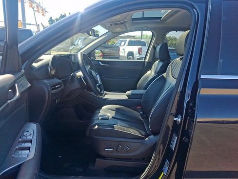 Used 2023 Hyundai Palisade Limited AWD/4WD image 13