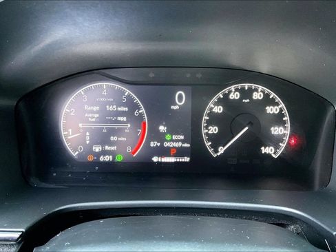 Used 2024 Honda CR-V LX image 12