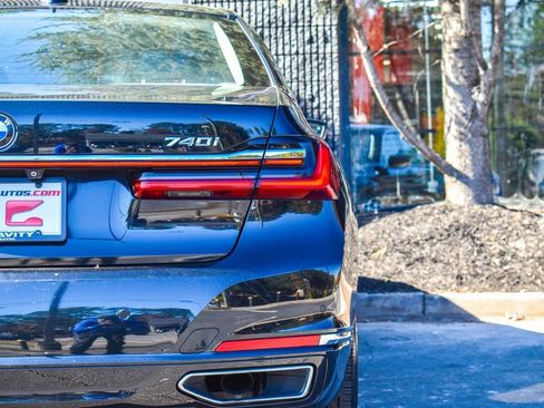 Used 2020 BMW 740i w/ Cold Weather Package image 13