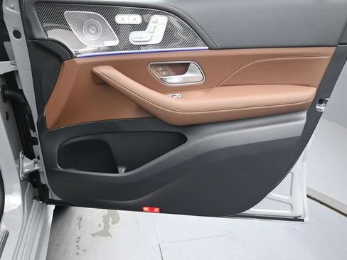 New 2026 Mercedes-Benz GLE 53 AMG 4MATIC Coupe image 31
