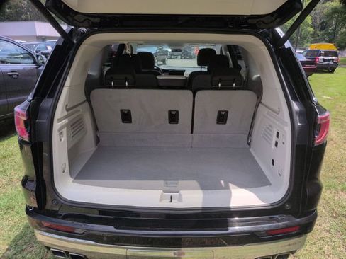 Used 2024 GMC Acadia Denali w/ LPO, Floor Liner Package AWD/4WD image 31
