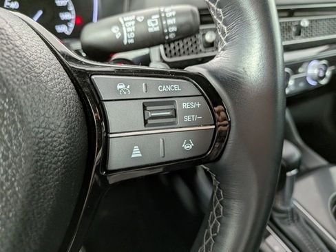 Used 2023 Honda Civic Sport image 8