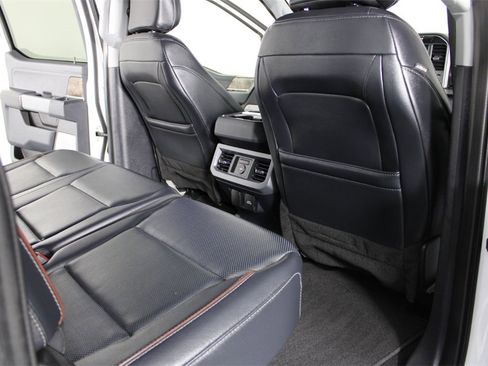 Used 2024 Ford F250 Lariat image 38