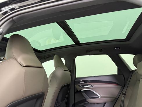 New 2025 Audi Q5 Premium Plus image 16