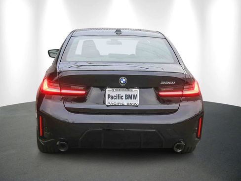 New 2026 BMW 330i Sedan w/ M Sport Package image 5