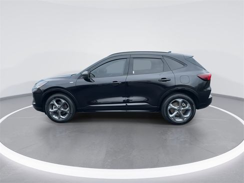 Used 2023 Ford Escape ST-Line w/ Tech Pack #1 image 5