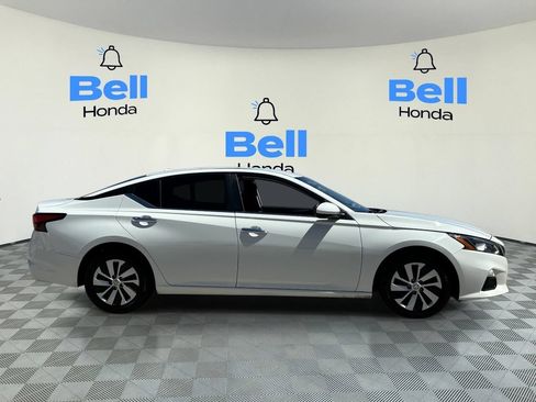Used 2019 Nissan Altima 2.5 S FWD image 5