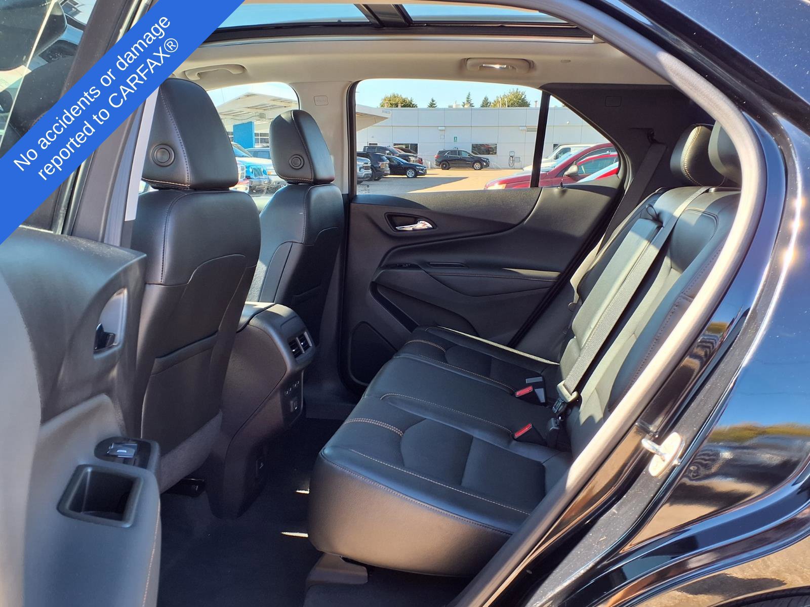 Used 2023 Chevrolet Equinox Premier AWD/4WD image 12