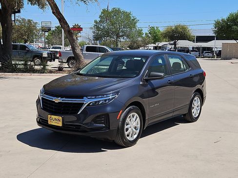 Certified 2022 Chevrolet Equinox LS FWD image 7
