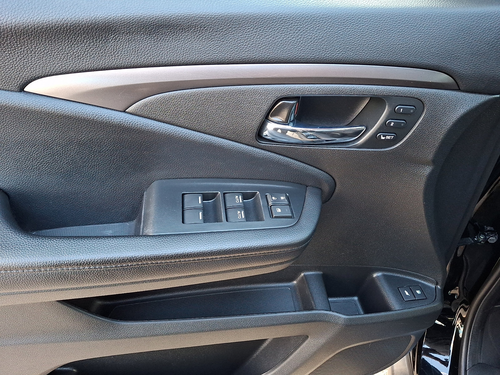 Used 2022 Honda Pilot Special Edition image 14