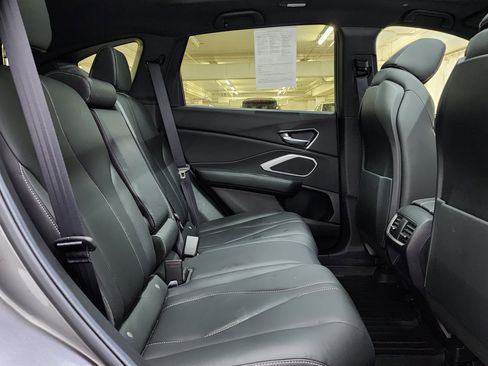 Used 2025 Acura RDX SH-AWD image 19