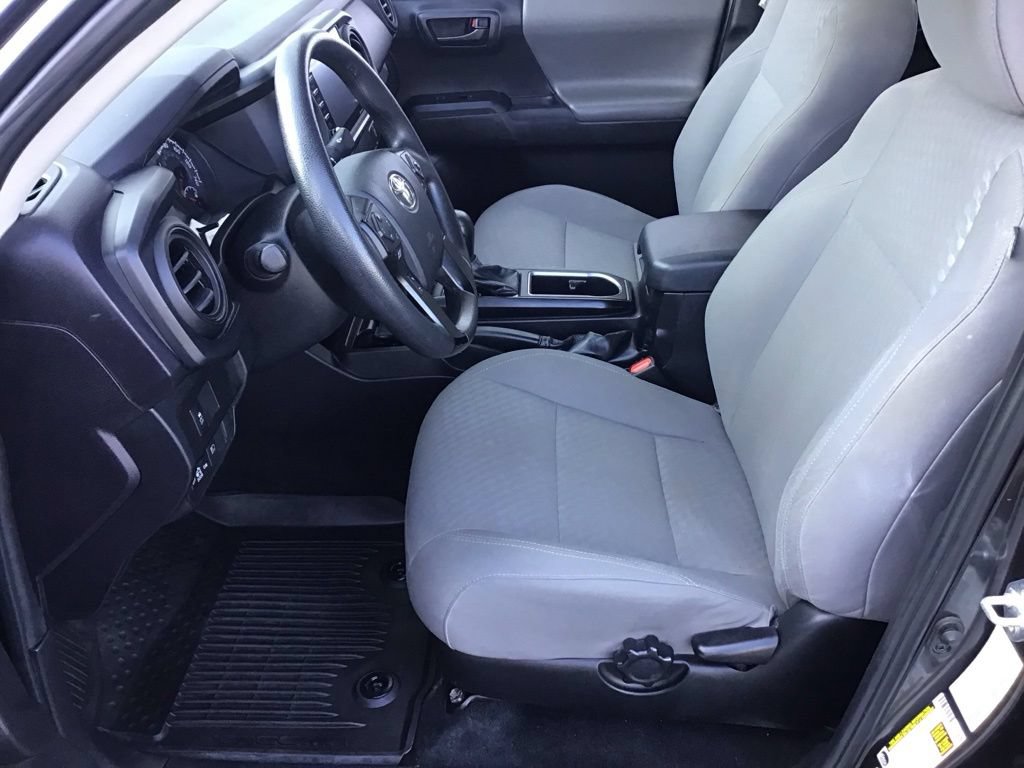 Used 2023 Toyota Tacoma SR AWD/4WD image 7