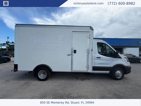Used 2022 Ford Transit 350 DRW RWD image 7