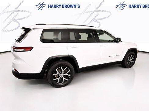 Used 2024 Jeep Grand Cherokee L Limited AWD/4WD image 34