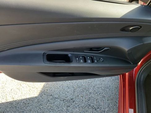 Used 2025 Hyundai Elantra Sport image 20