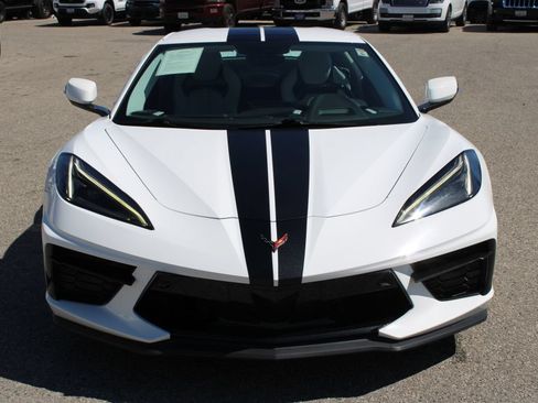 Used 2021 Chevrolet Corvette Stingray Premium Conv w/ Z51 Performance Package RWD image 2