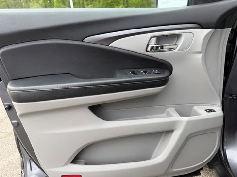 Used 2016 Honda Pilot EX-L image 9