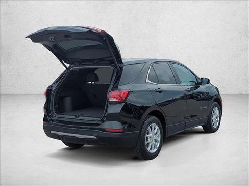 Used 2024 Chevrolet Equinox LT FWD image 5
