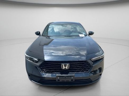 Used 2024 Honda Accord Sport image 3