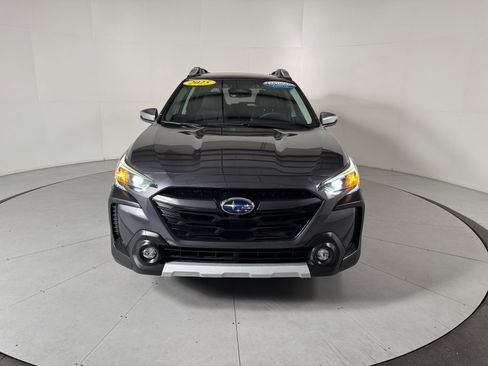 Certified 2025 Subaru Outback Touring AWD/4WD image 8