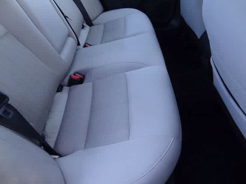 Used 2025 Nissan Altima 2.5 SV FWD image 11