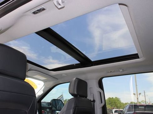 Used 2024 Ford F250 Lariat w/ Lariat Ultimate Package AWD/4WD image 27