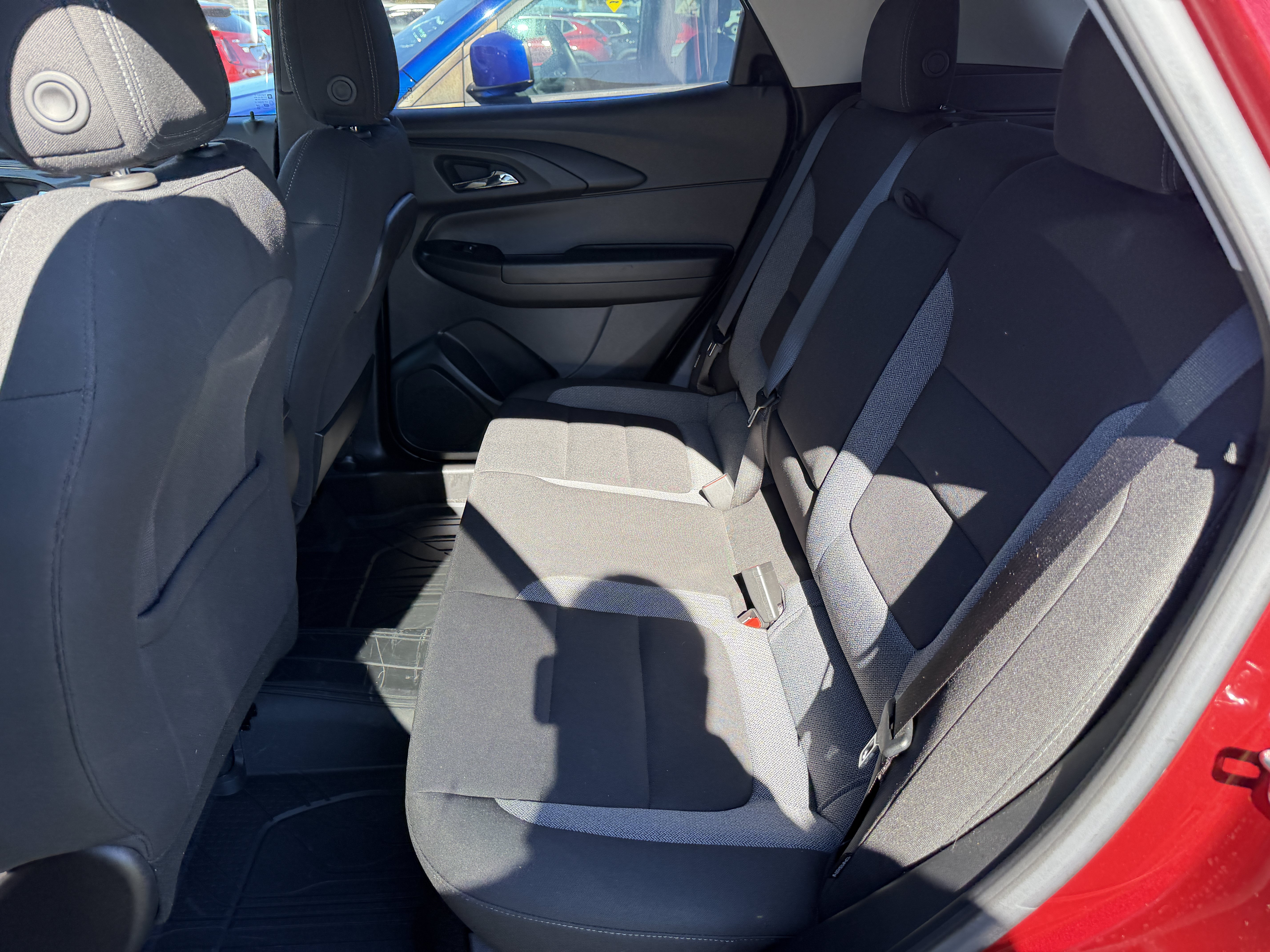 Used 2024 Chevrolet TrailBlazer LT w/ Convenience Package AWD/4WD image 11
