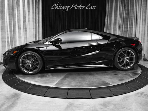 Used 2017 Acura NSX AWD/4WD image 1