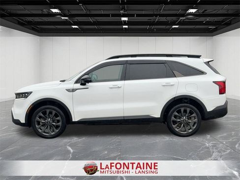 Used 2022 Kia Sorento SX Prestige image 2
