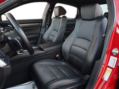 Used 2019 Honda Accord Sport image 16