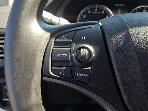 Used 2019 Acura MDX SH-AWD image 23