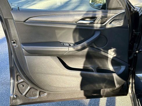 Used 2023 BMW X3 sDrive30i w/ Premium Package image 17