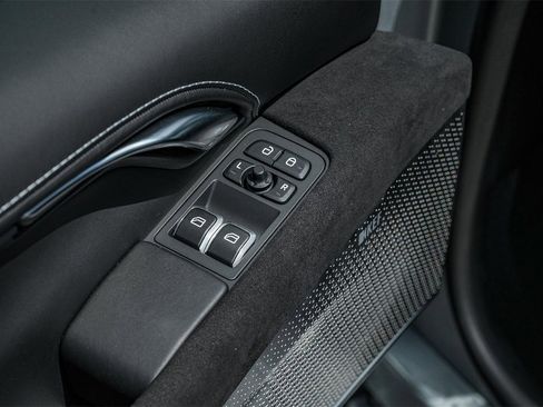 New 2025 Lotus Emira image 33