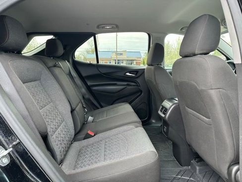 Used 2024 Chevrolet Equinox LT w/ LPO, Floor Liner Package AWD/4WD image 11