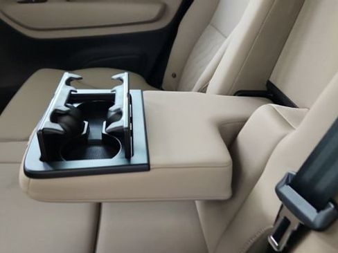 New 2026 Volvo XC90 T8 Plus w/ Protection Package Premier AWD/4WD image 29