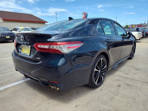 Used 2019 Toyota Camry XSE w/ Driver Assist Package FWD image 4