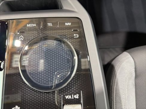 Used 2026 BMW iX xDrive45 w/ M Sport Package image 37