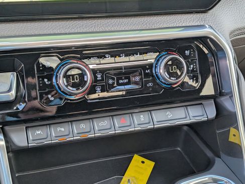 New 2026 GMC Sierra 1500 Denali w/ Denali Reserve Package image 28