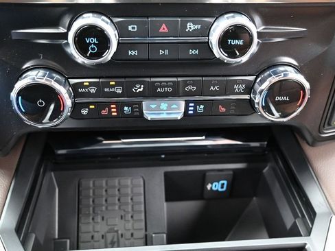 New 2026 Ford F250 King Ranch w/ Chrome Package AWD/4WD image 44