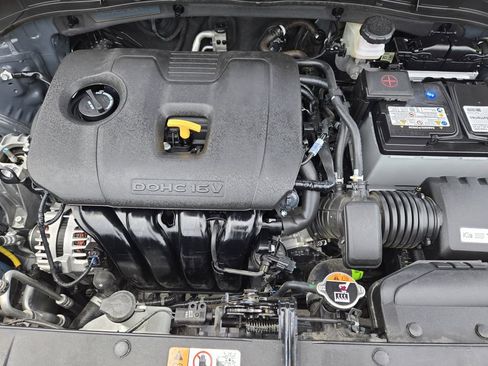Certified 2025 Kia Soul LX w/ LX Technology Package FWD image 30